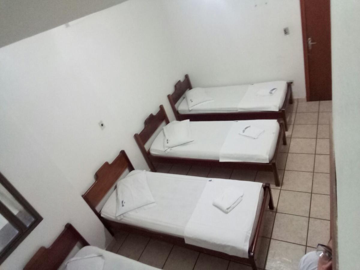 أباريسيدا Hotel Queiroz Aparecida المظهر الخارجي الصورة